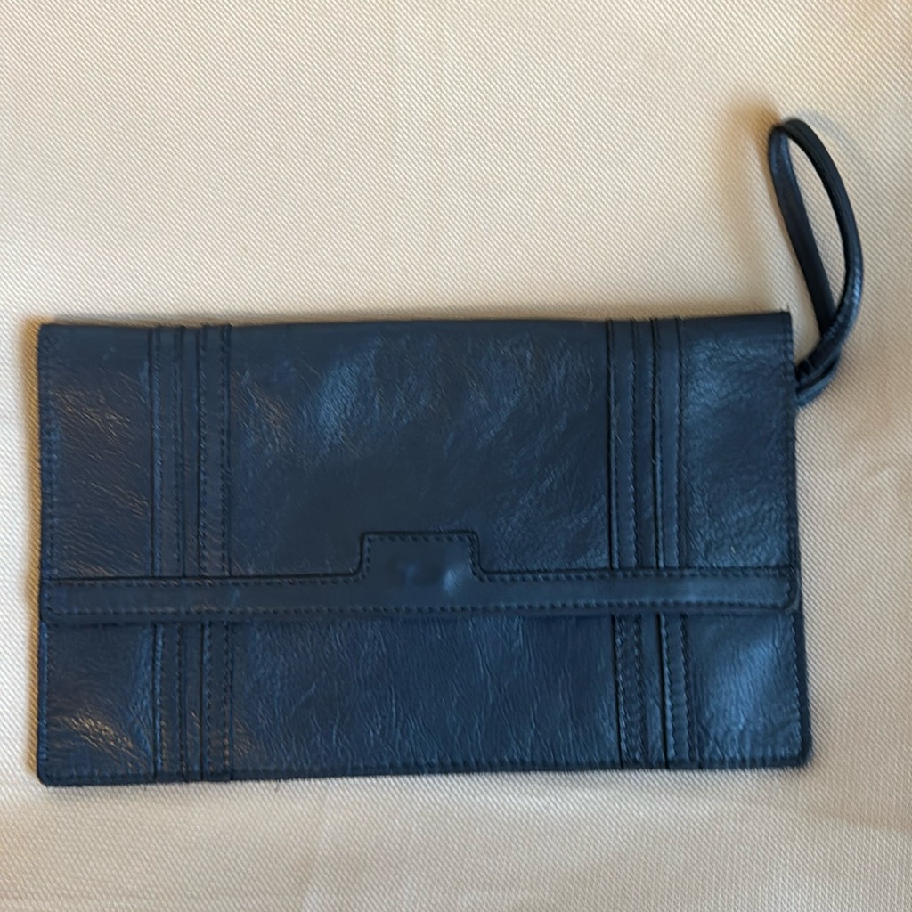 Vintage Navy Leather Large Clutch W/Wrist Strap
